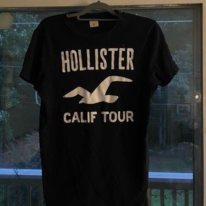 Hollister Graphic Tee